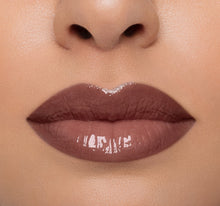 Load image into Gallery viewer, LIP GLOSS - FREESTYLE
